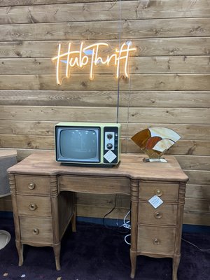 Antique Trove by null