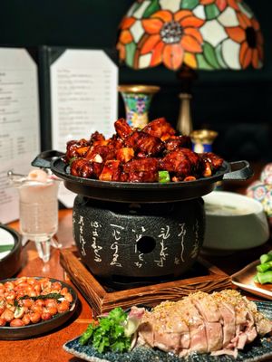 Yum Cha Chinese Kitchen & Bar 姑苏里 by null