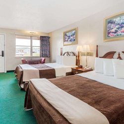 Knights Inn Peru - Guest room