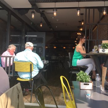 Twenty1 - Bars Near Me - Torquay, TOB