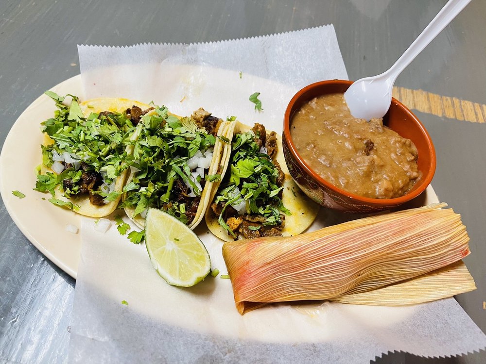 Food from Taqueria Maria Bonita