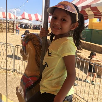Pa's Pumpkin Patch - Amusement Parks Near Me - Lakewood, California