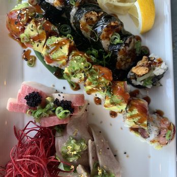 Umami Bham - Spider roll and 205 Roll with hamachi and maguro toro sashimi - Sushi Bars Near Me - Birmingham, Alabama Umami Bham - Spider roll and 205 Roll with hamachi and maguro toro sashimi - Sushi Bars Near Me - Birmingham, Alabama