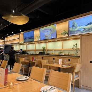 The Cozy Wok - interior - Chinese Near Me - Vancouver, British Columbia The Cozy Wok - interior - Chinese Near Me - Vancouver, British Columbia