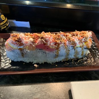 Sushi Pier - Mountain roll - Sushi Bars Near Me - Reno, Nevada Sushi Pier - Mountain roll - Sushi Bars Near Me - Reno, Nevada