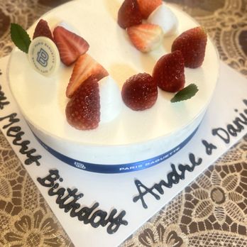 Paris Baguette - Strawberry soft Cream Cake - Cafes Near Me - Chula Vista, California Paris Baguette - Strawberry soft Cream Cake - Cafes Near Me - Chula Vista, California
