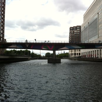 Canary Wharf Station - Train Stations Near Me - London, XGL