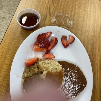 Monona Bakery & Eatery - Food - Breakfast & Brunch Near Me - Madison, Wisconsin Monona Bakery & Eatery - Food - Breakfast & Brunch Near Me - Madison, Wisconsin