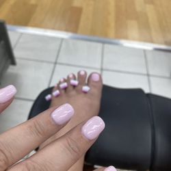 Diamond Nails - Dip manicure and regular pedicure polish.  I had the Hot Stone pedicure and it was AMAZING!!!