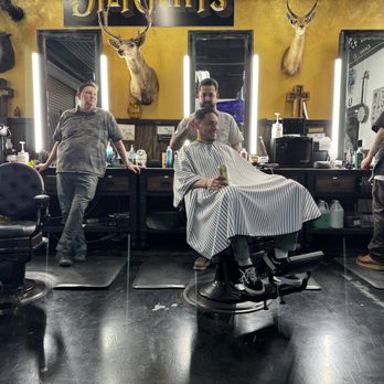 Diligents Barber Club - The shop - Barbers Near Me - Corona, California