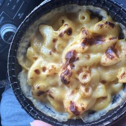 Casey's - Mac n cheese