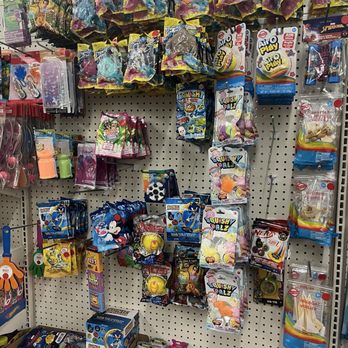 Dollar Tree - 07/30/2025 - Discount Store Near Me - North Hampton, New Hampshire