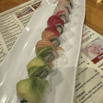 Sushi Junai 2 - Rainbow Roll - Sushi Bars Near Me - Austin, Texas