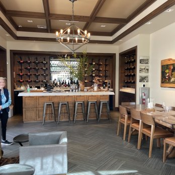 GEN 7 Wines - Wine Tasting Room Near Me - Napa, California