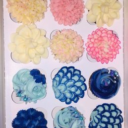 70th birthday cupcakes 70th birthday cupcakes