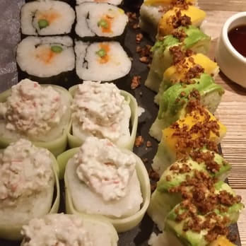 Sushi Roll - Sushi plate to share - Japanese Near Me - México, D.F., DIF Sushi Roll - Sushi plate to share - Japanese Near Me - México, D.F., DIF