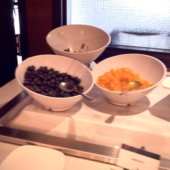 Terrapin Cafe - Part of the fruit station: blueberries, strawberries and mandarin oranges - Breakfast & Brunch Near Me - Niagara Falls, Ontario Terrapin Cafe - Part of the fruit station: blueberries, strawberries and mandarin oranges - Breakfast & Brunch Near Me - Niagara Falls, Ontario