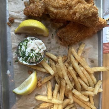 Bj's Restaurant & Brewhouse - Breweries Near Me - Chandler, Arizona