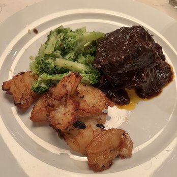 Via Cannuccia - Short Ribs Stracatto - Breakfast & Brunch Near Me - Boston, Massachusetts Via Cannuccia - Short Ribs Stracatto - Breakfast & Brunch Near Me - Boston, Massachusetts