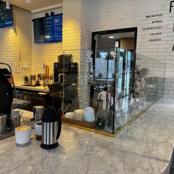 Fairgrounds Coffee and Tea - counter - Coffee & Tea Near Me - Milwaukee, Wisconsin