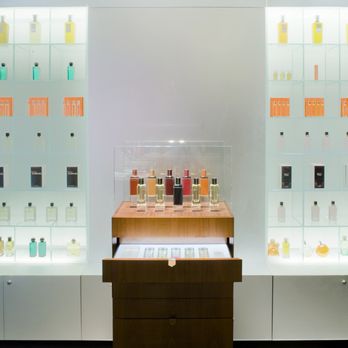 Hermès - Women's Clothing Near Me - New York, New York