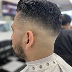 Jara's Gentlemen Barbershop - Skin Fade