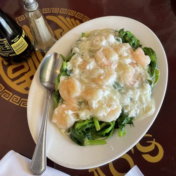 Pao's Mandarin House - Shrimp with snow pea leaves - Chinese Near Me - Lakeway, Texas Pao's Mandarin House - Shrimp with snow pea leaves - Chinese Near Me - Lakeway, Texas