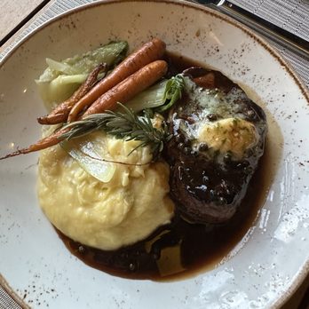 Hualani's - Filet mignon - Hawaiian Near Me - Lihue, Hawaii