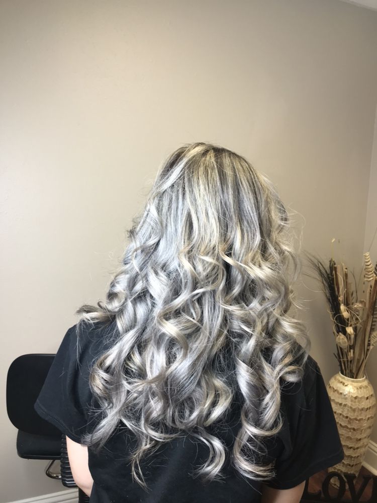 Tina's Family Hair Logo
