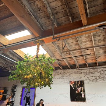Manuscript - Open and airy inside - Cocktail Bars Near Me - Tacoma, Washington