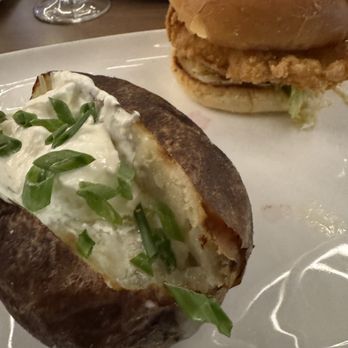 Oar & Iron - Grouper sandwich - Seafood Near Me - Fort Myers, Florida Oar & Iron - Grouper sandwich - Seafood Near Me - Fort Myers, Florida