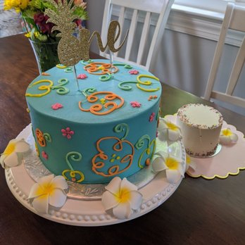 Buzz Bakeshop - Aloha cake plus mini smash cake - Coffee & Tea Near Me - Alexandria, Virginia Buzz Bakeshop - Aloha cake plus mini smash cake - Coffee & Tea Near Me - Alexandria, Virginia