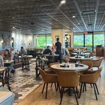 Gemelli Restaurant - Inside - Italian Near Me - Asheville, North Carolina