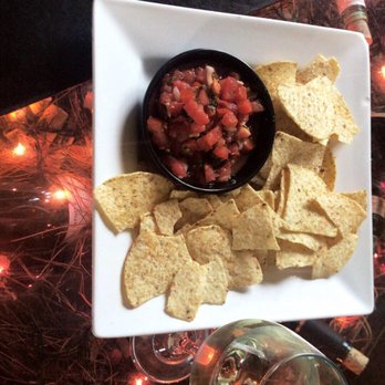 Sangrias Wine And Tapas Bar - Chips & salsa with Washington Hills Riesling - Tapas Bars Near Me - St. Augustine, Florida Sangrias Wine And Tapas Bar - Chips & salsa with Washington Hills Riesling - Tapas Bars Near Me - St. Augustine, Florida