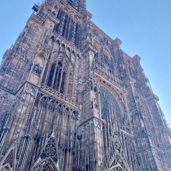 Strasbourg - Cathédrale Notre-Dame de Strasbourg - Men's Clothing Near Me - Strasbourg, 67