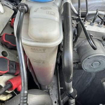 Take 5 Oil Change - Low coolant never topped off - Oil Change Stations Near Me - Largo, Florida Take 5 Oil Change - Low coolant never topped off - Oil Change Stations Near Me - Largo, Florida