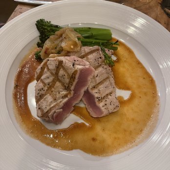 The Beach House - Seared Ahi Steak - Asian Fusion Near Me - Koloa, Hawaii