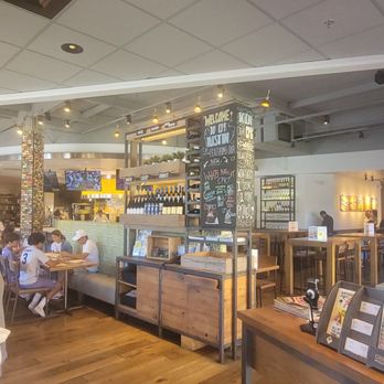 California Pizza Kitchen - Inside - Pizza Near Me - Tustin, California