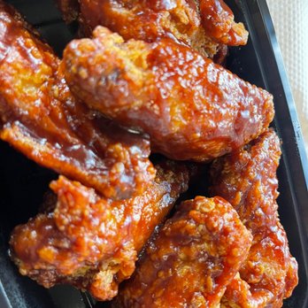 Waikiki Poke & Grill - Fried chicken wings (BBQ) - Poke Near Me - Buffalo, New York Waikiki Poke & Grill - Fried chicken wings (BBQ) - Poke Near Me - Buffalo, New York
