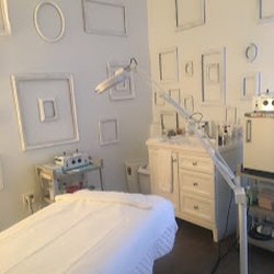 Heather Brown Face and Body Studio