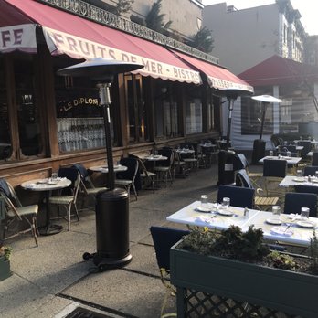 Le Diplomate - Outside seating with heaters and blankets - Brasseries Near Me - Washington, DC, District of Columbia
