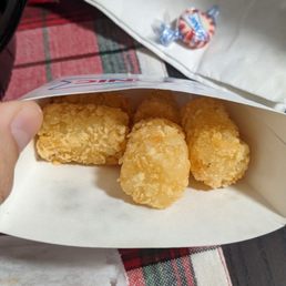 Small tots, exactly 7 tots.