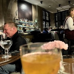The Cobbler Bar - Bar