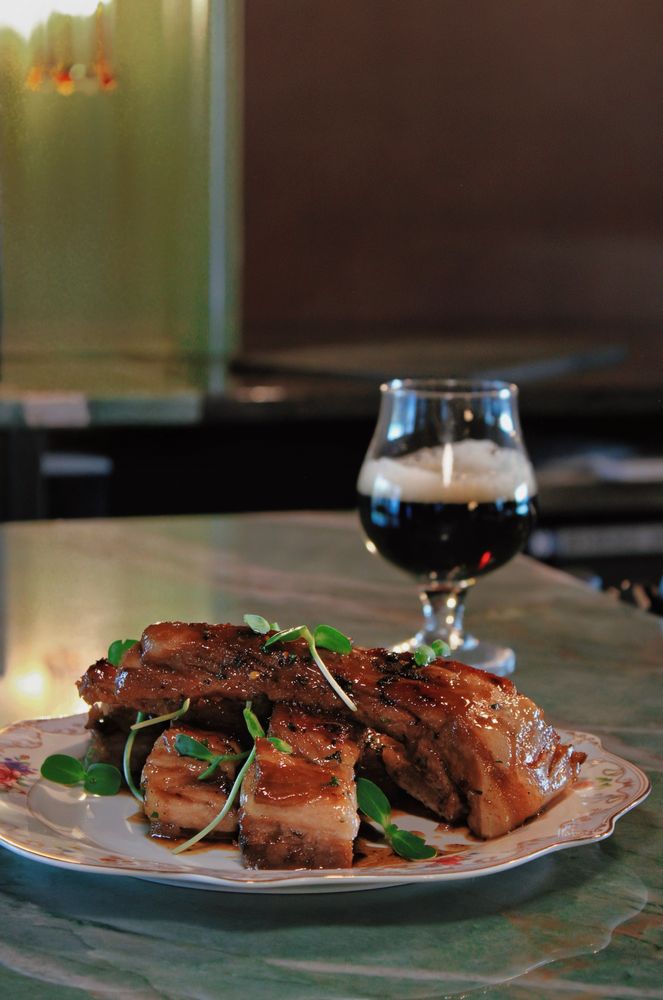 1834 Tavern Lafayette