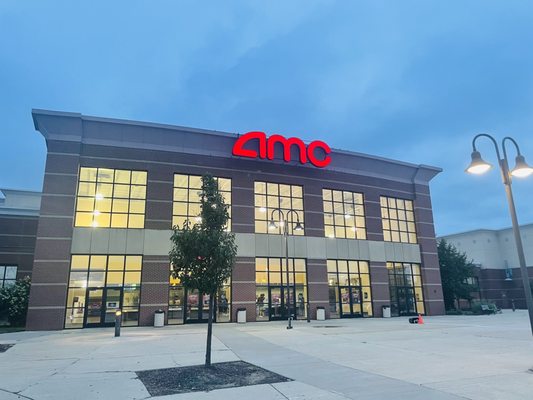 AMC South Barrington 24 by null