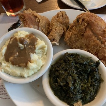 Walnut Hills - Dinner - Southern Near Me - Vicksburg, Mississippi