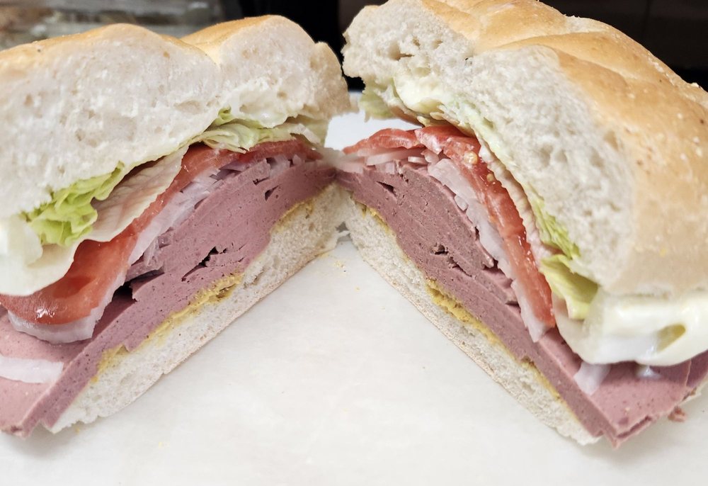 BOWNE PARK DELI Updated September 2024 166 Photos & 17 Reviews