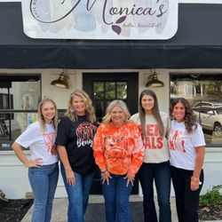 Monica’s Chic Boutique