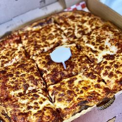 Hot Rod Willy's Pizza - Large Sicilian Cheese