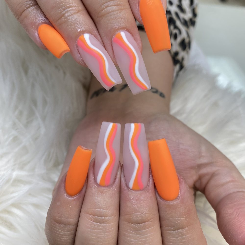 Delaray Nails - Nail Salons Near Me - Miami, Florida